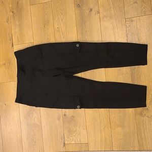 CAbi 3/4 cargo leggings